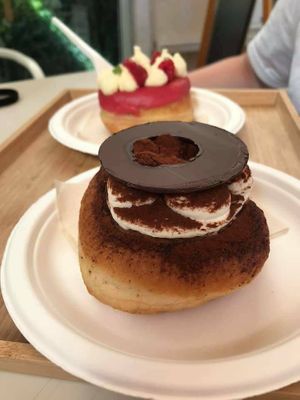 Tiramisu donut & vanilla raspberry donut at Scoop 'n Dough in Lisbon