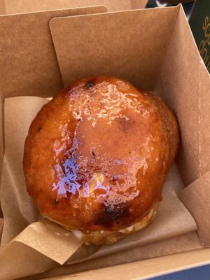 Crème brûlée  at Scoop 'n Dough in Lisbon