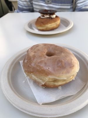 Original (front) and tiramisu (back) at Scoop 'n Dough in Lisbon