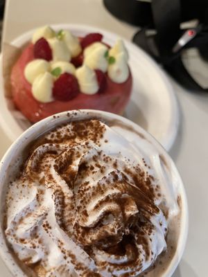 Donut and hot chocolate  at Scoop 'n Dough in Lisbon