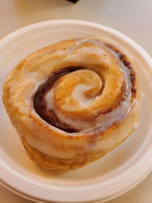 Cinnamon roll! at Scoop 'n Dough in Lisbon