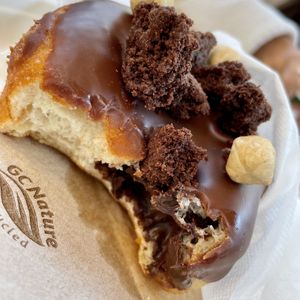   at Scoop 'n Dough in Lisbon