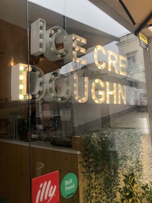 Outside   at Scoop 'n Dough in Lisbon