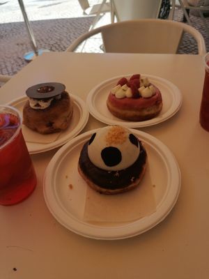  at Scoop 'n Dough in Lisbon