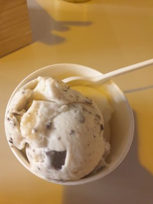  at Scoop 'n Dough in Lisbon