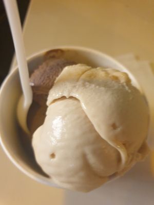  at Scoop 'n Dough in Lisbon