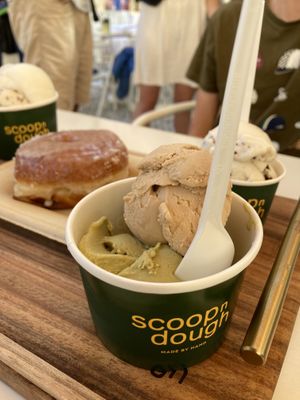 Heerlijk!   at Scoop 'n Dough in Lisbon