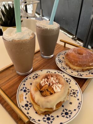 Milkshakes and doughnut’s   at Scoop 'n Dough in Lisbon
