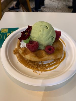  at Scoop 'n Dough in Lisbon