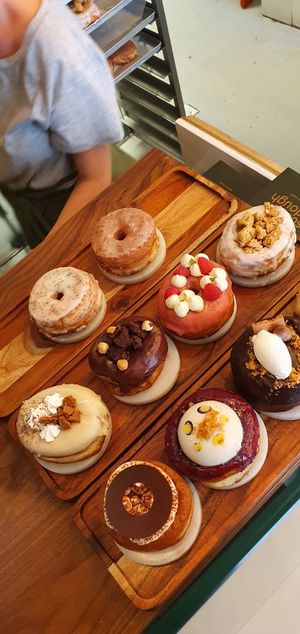 Opções at Scoop 'n Dough in Lisbon