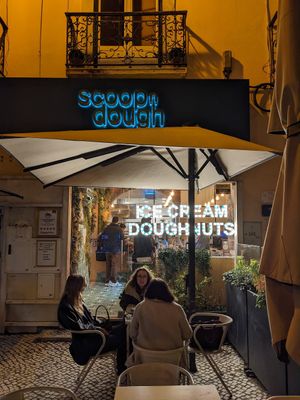  at Scoop 'n Dough in Lisbon