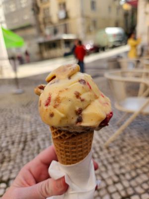 Passion fruit at Scoop 'n Dough in Lisbon