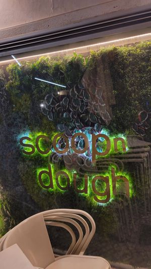  at Scoop 'n Dough in Lisbon