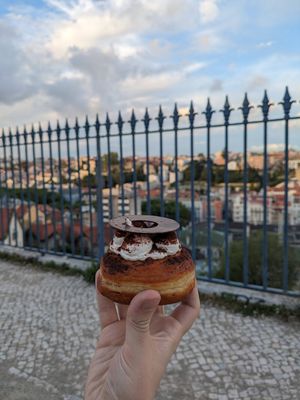 Tiramisu doughnut at Scoop 'n Dough in Lisbon