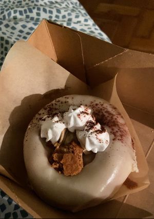 Banoffee (banana caramel)  at Scoop 'n Dough in Lisbon