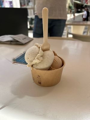   at Scoop 'n Dough in Lisbon