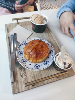  at Scoop 'n Dough in Lisbon