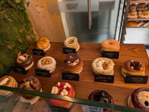  at Scoop 'n Dough in Lisbon