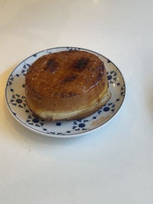 Creme brule salted caramell  at Scoop 'n Dough in Lisbon