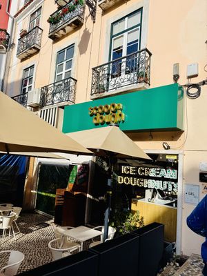  at Scoop 'n Dough in Lisbon