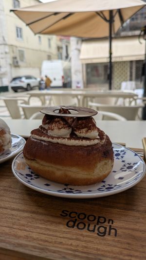  at Scoop 'n Dough in Lisbon