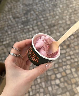   at Scoop 'n Dough in Lisbon