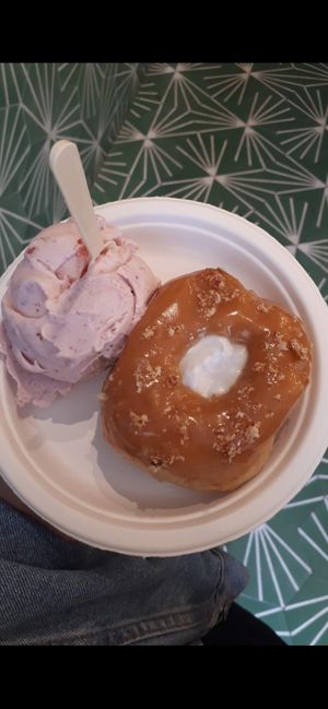   at Scoop 'n Dough in Lisbon