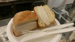 Icecream doughnut sandwich at Scoop 'n Dough in Lisbon