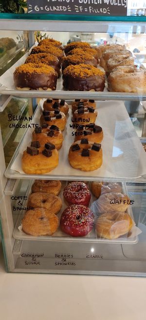 🤤😋 at Scoop 'n Dough in Lisbon