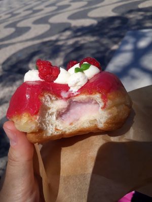 Framboesa at Scoop 'n Dough in Lisbon