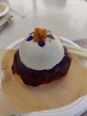 Pannacotta at Scoop 'n Dough in Lisbon