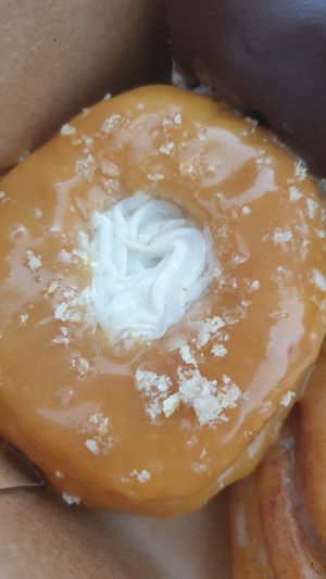 Salted caramel donut at Scoop 'n Dough in Lisbon