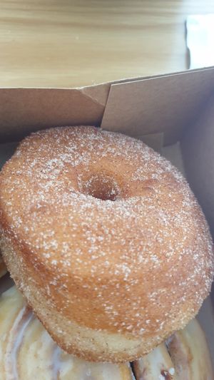 Sugar and cinnamon donut at Scoop 'n Dough in Lisbon