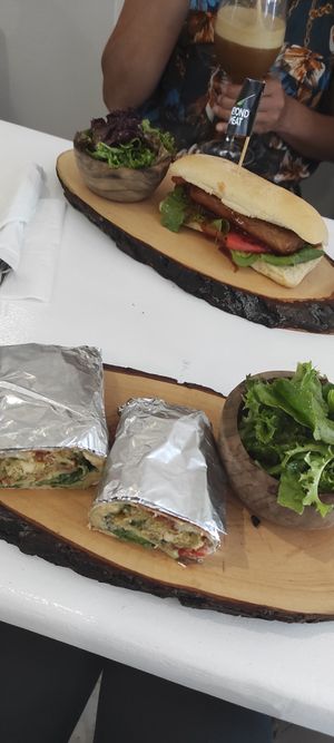 Falafel and in the back there is vegan beyond hotdog at Healthylicious in Mykonos