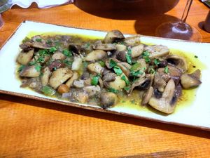 Fried mushrooms at Healthylicious in Mykonos