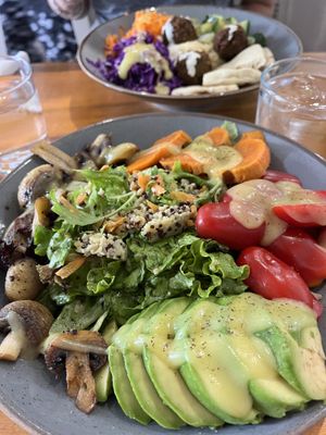 Vegan bowl  at Healthylicious in Mykonos