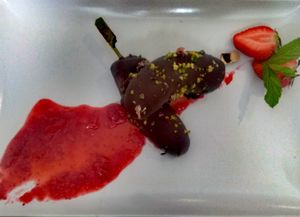 Vegan choco banana sushi at Healthylicious in Mykonos