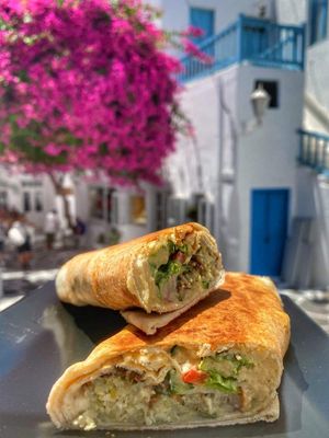 Burritos falafel at Healthylicious in Mykonos