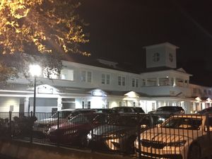 Front / parking at Bella's in Tampa