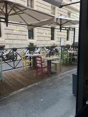 Quite a few tables outside  at Rosemary in Rome
