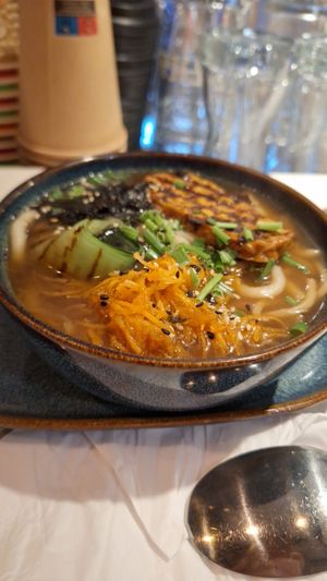  at Lovetann Kaffebar in Bergen