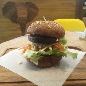 Cheeseburger   at Yellow SLON in Minsk