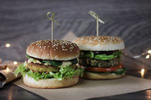 Бургеры at Yellow SLON in Minsk