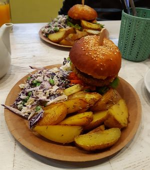 Биг Бургер at Yellow SLON in Minsk