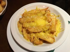 Cheesy chips ! at New Bowling Green in Warwick