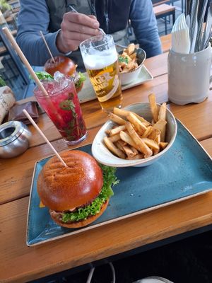  at Hans im Glück - Leopoldstr in Munich