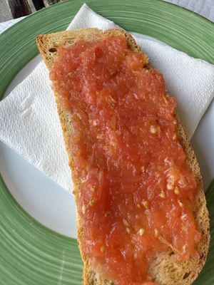 Bread with tomato   at Piccola in Menorca