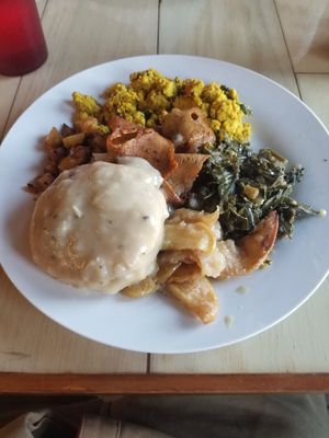 Breakfast platter at 10th Street Diner in Indianapolis