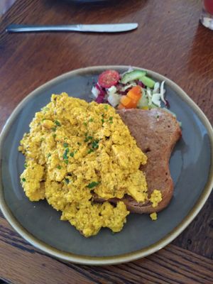 Scrambled tofu with toast at Cafe Koppel in Hamburg