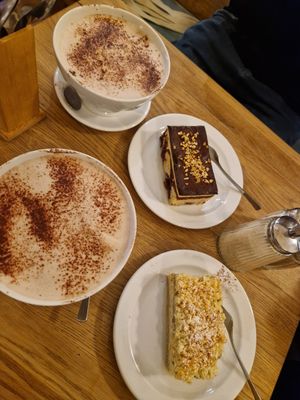 Riesiger Kakao at Cafe Koppel in Hamburg